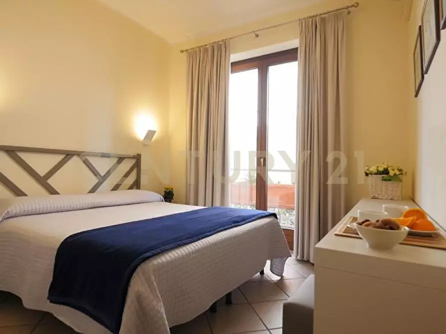 Immagine 43 di Palazzo in vendita  in Via Cavour 2 a Castiglione Della Pescaia