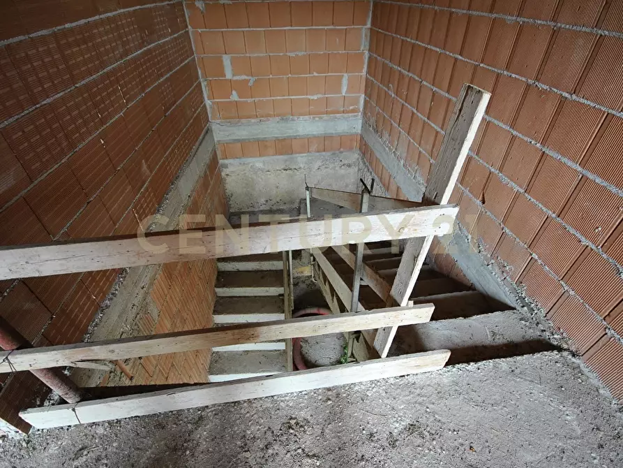 Immagine 22 di Villa in vendita  in Via Belvedere snc a Verona