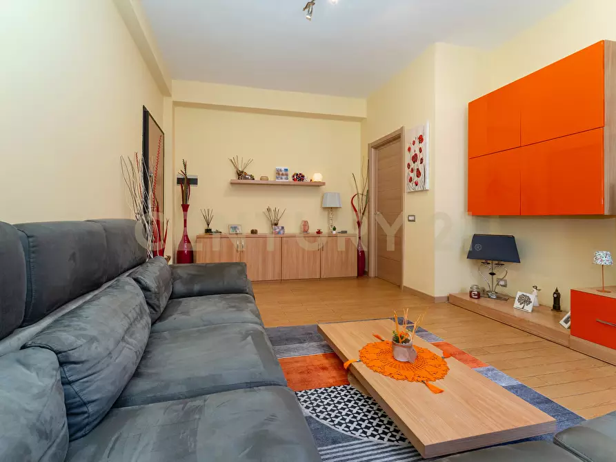 Immagine 7 di Quadrilocale in vendita  in Via Nazionale 32 a Aci Castello