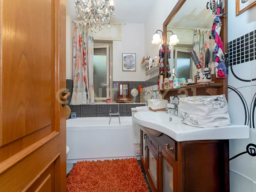 Immagine 20 di Quadrilocale in vendita  in Via Nizzeti 60 a Catania