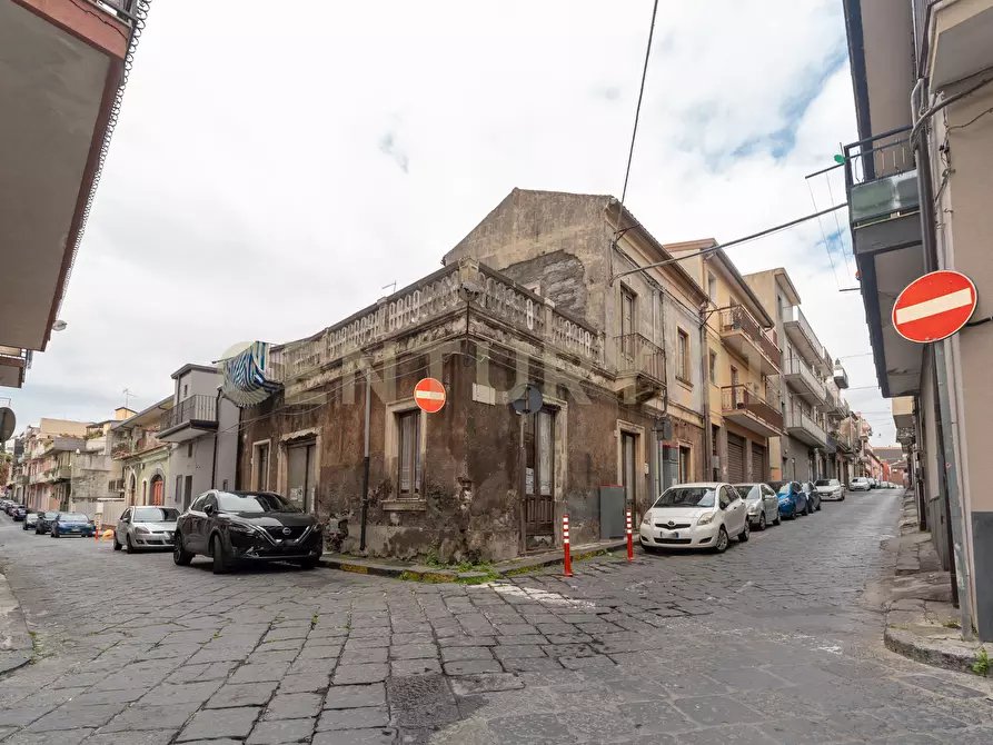 Immagine 1 di Casa indipendente in vendita  in Via Vittorio Veneto 83 a Misterbianco