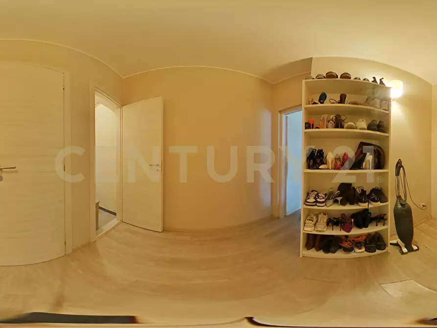 Immagine 45 di Appartamento in vendita  in Via Rametta 2a a Catania