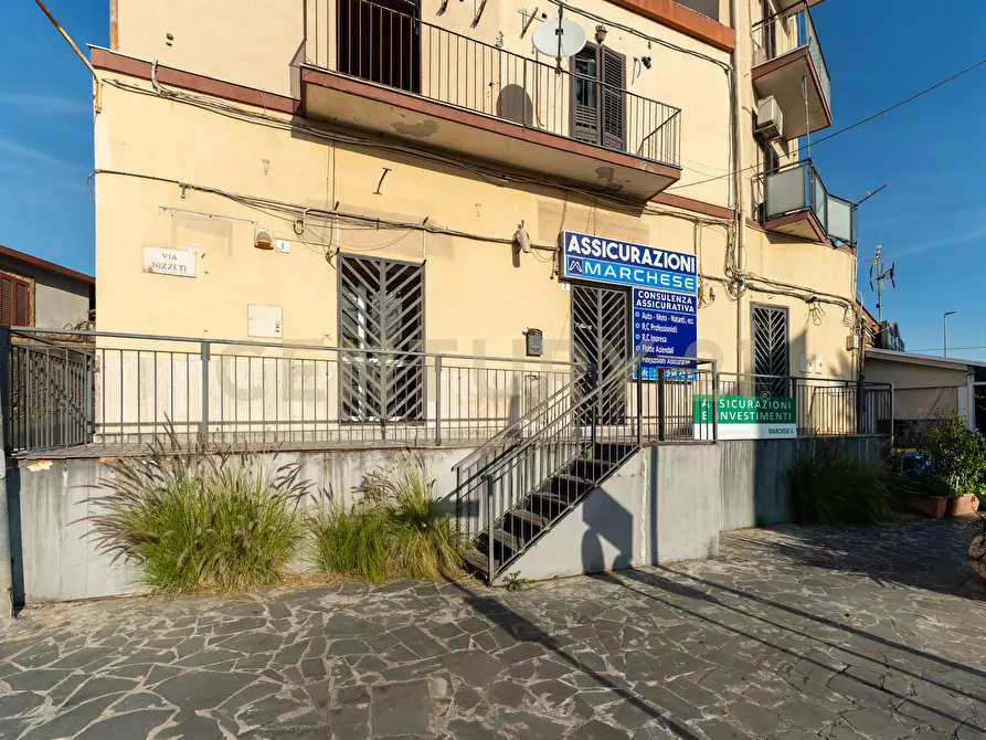 Immagine 3 di Locale commerciale in vendita  in Via Nizzeti a Tremestieri Etneo