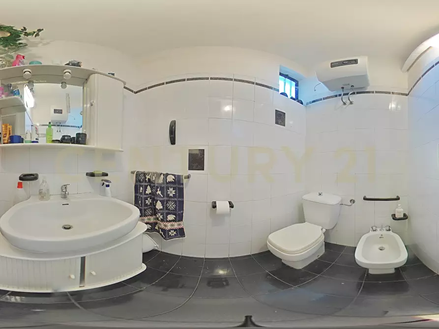 Immagine 153 di Villa in vendita  in Via Ottavia Penna 50 a Caltagirone