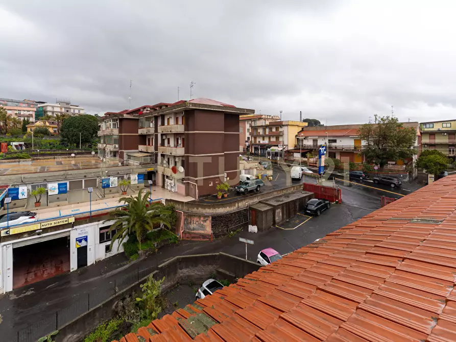 Immagine 16 di Trilocale in vendita  in Via Antonio Gramsci 23 a Gravina Di Catania