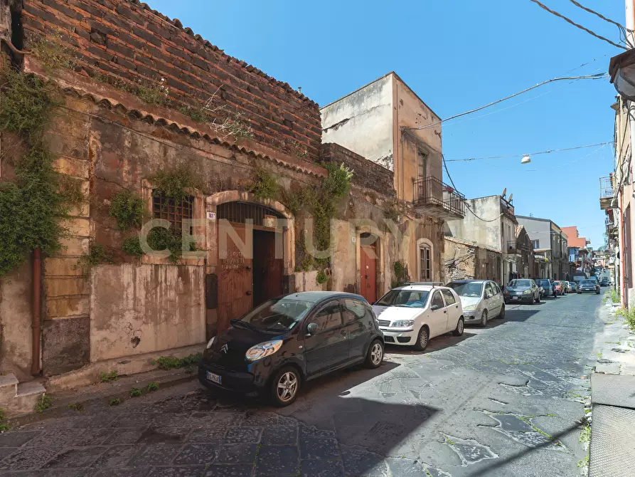 Immagine 2 di Terratetto in vendita  in Via delle Calcare 161 a Catania