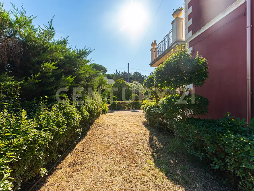 Immagine 25 di Villa in vendita  in Via Ottavia Penna 50 a Caltagirone