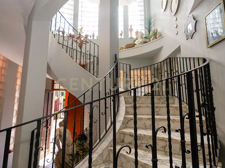 Immagine 52 di Villa in vendita  in Via Ottavia Penna 50 a Caltagirone