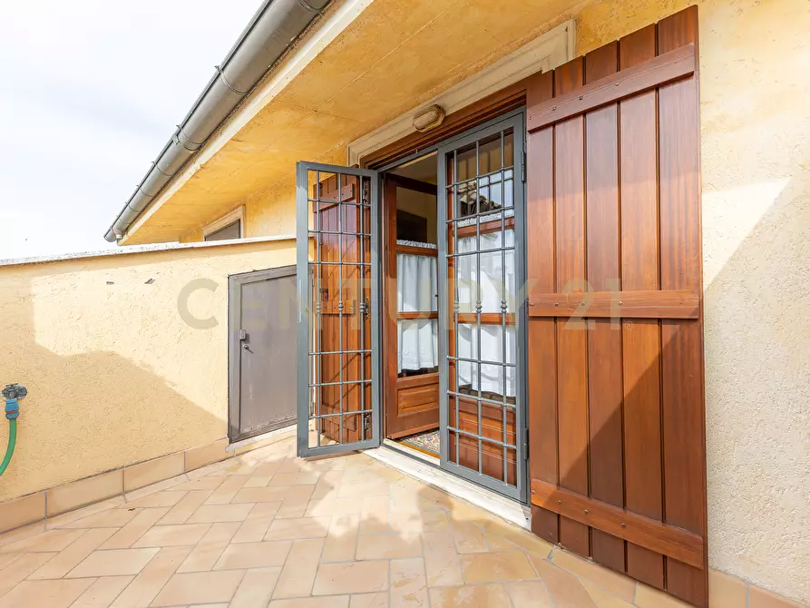 Immagine 100 di Villa in vendita  in Via di Battiferro 43 a Formello