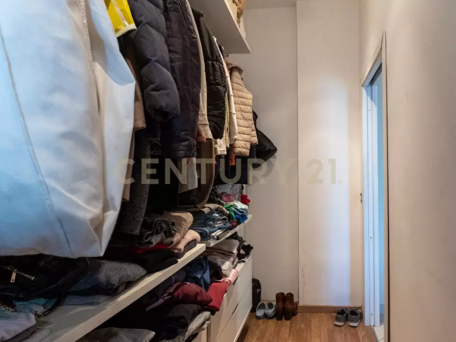 Immagine 46 di Pentalocale in vendita  in Via Cesare Battisti 34 a Belpasso