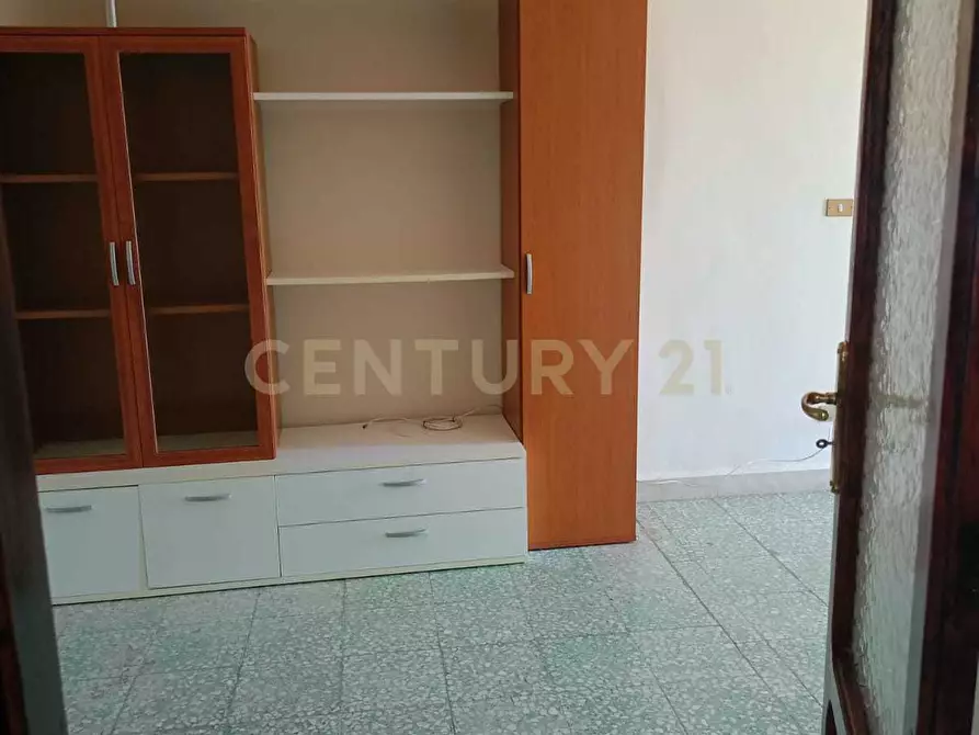 Immagine 11 di Trilocale in vendita  in Via Umberto 182 a Caronia