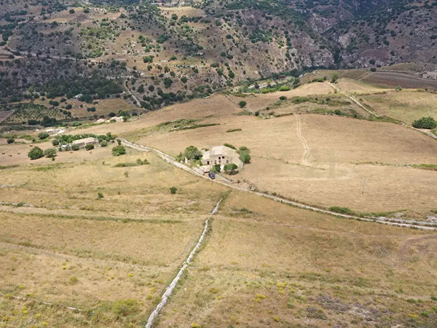 Immagine 27 di Villa in vendita  in SS115, km 323 SNC a Ragusa
