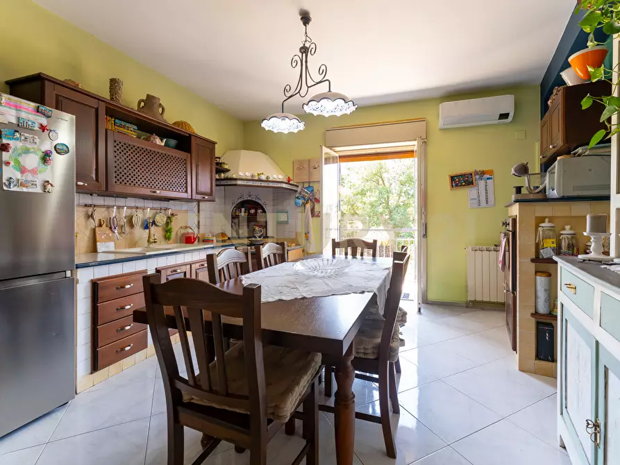 Immagine 8 di Appartamento in vendita  in Via Rua 78 a Aci Catena