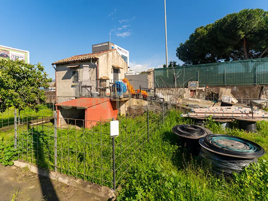 Immagine 27 di Terreno industriale in vendita  in Viale Andrea Doria 2 a San Giovanni La Punta