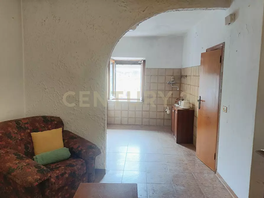 Immagine 5 di Bilocale in vendita  in Via Pinelli 9 a Abbadia San Salvatore