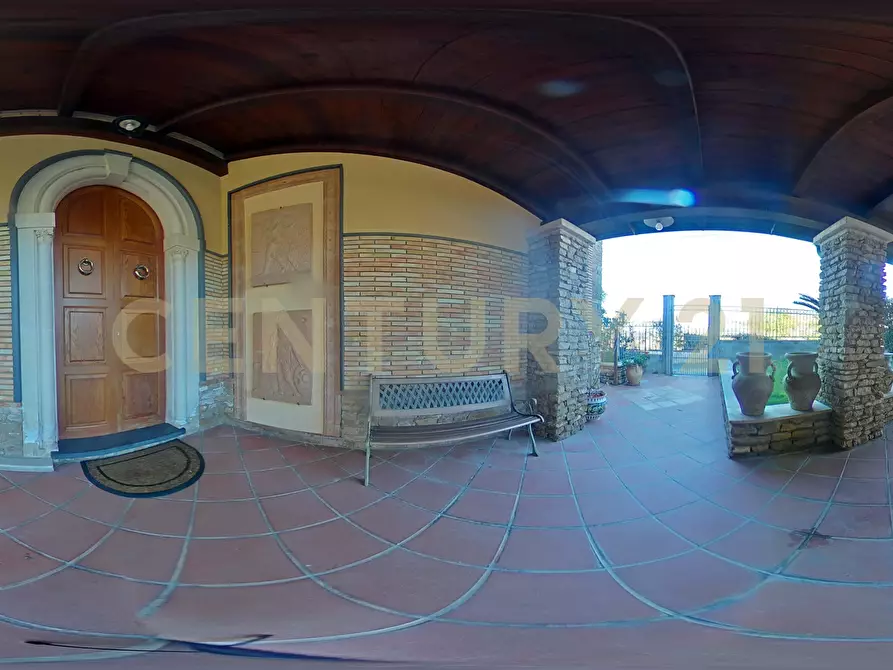 Immagine 65 di Villa in vendita  in Via Gela 95 a Caltagirone