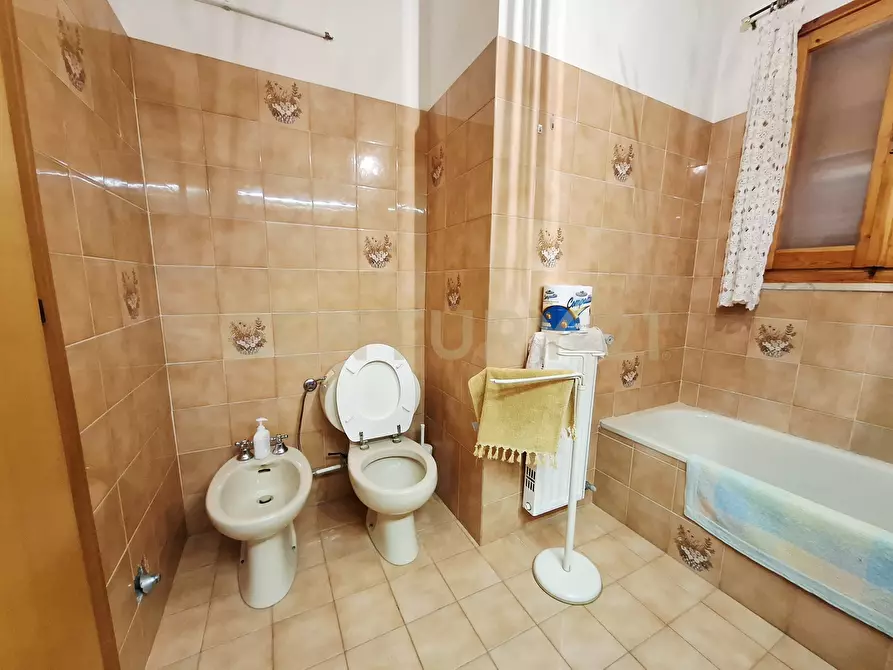 Immagine 16 di Quadrilocale in vendita  in Via Porta Medina a Orbetello