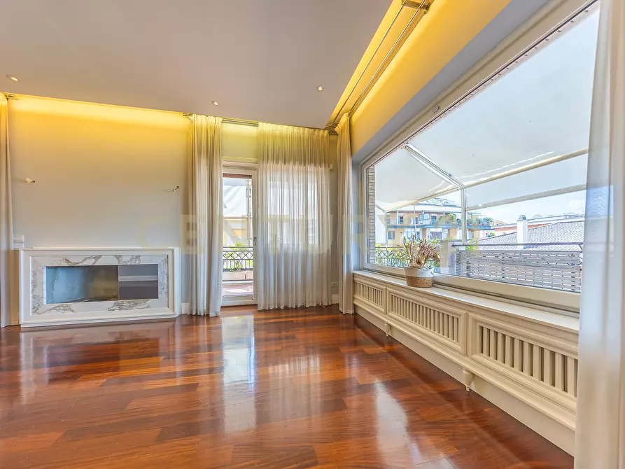 Immagine 1 di Appartamento in vendita  in Via Bevagna 68 a Roma