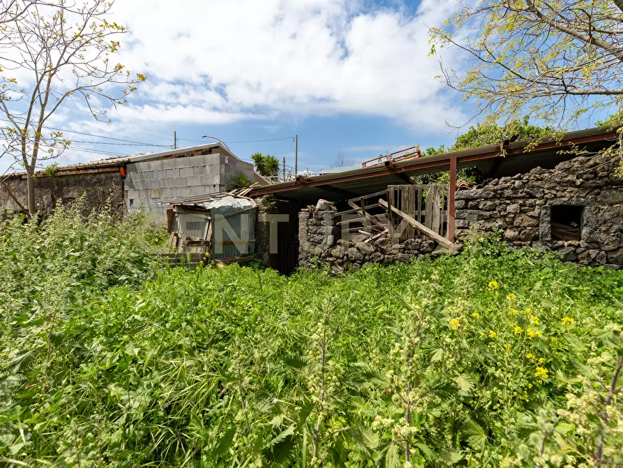Immagine 4 di Terreno industriale in vendita  in Via dei Belfiore 4 a Valverde