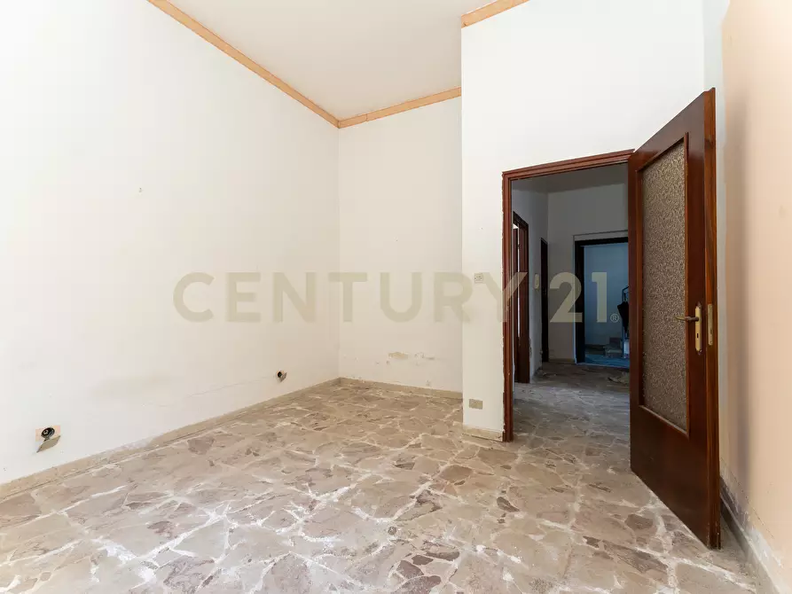 Immagine 13 di Palazzo in vendita  in Via Sebastiano Catania 284 a Catania