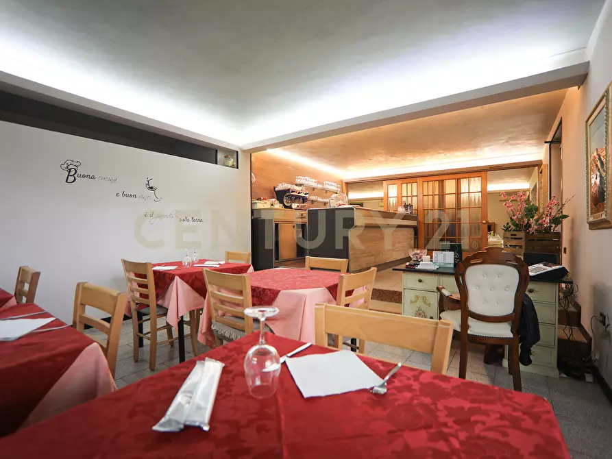 Immagine 5 di Pentalocale in vendita  in Via Giuseppe Garibaldi 5 a Casaleone