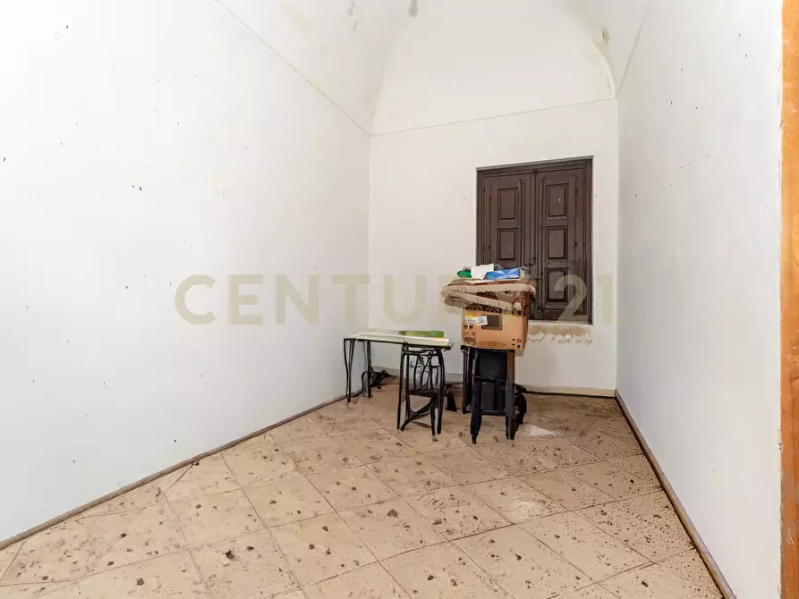 Immagine 34 di Casa indipendente in vendita  in Via Vittorio Veneto 83 a Misterbianco