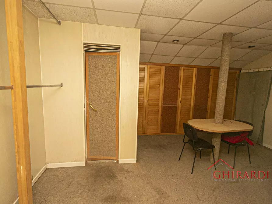 Immagine 13 di Magazzino in vendita  in VIA ANDREA DEL SARTO 46R a Genova