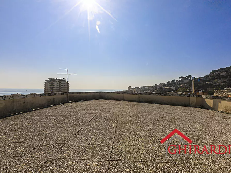 Immagine 43 di Quadrilocale in vendita  in Piazza Cristoforo Bonavino 11 a Genova