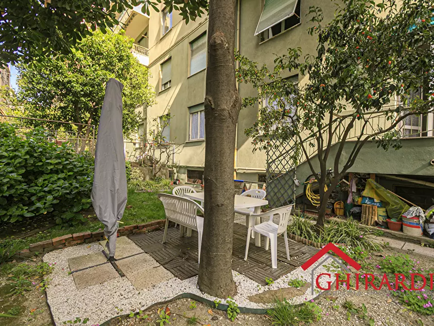 Immagine 32 di Quadrilocale in vendita  in Via Michele Erede 71 a Genova