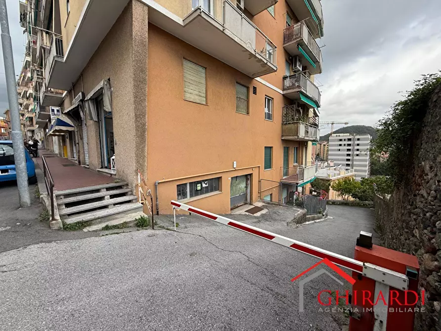 Immagine 3 di Garage in vendita  in VIA DOMENICO OLIVA 27 i a Genova