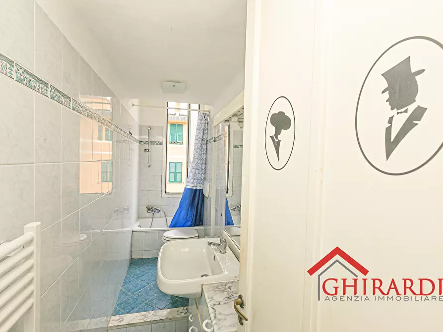 Immagine 16 di Bilocale in vendita  in VIA ANDREA DEL SARTO 26 a Genova