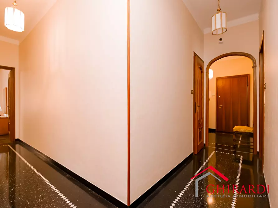 Immagine 27 di Quadrilocale in vendita  in SALITA CATALDI 20B a Genova