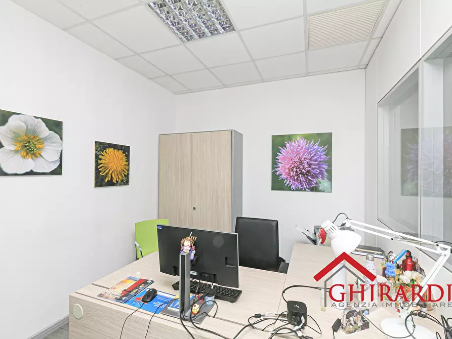 Immagine 19 di Ufficio in vendita  in Via delle Nuove Tecnologie Enrico Albareto 21 a Genova