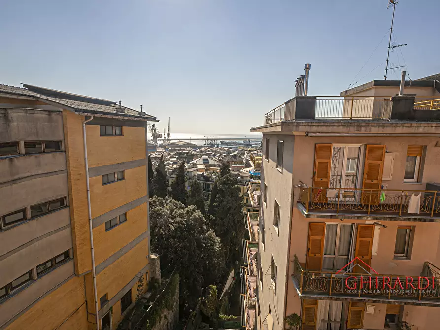 Immagine 37 di Quadrilocale in vendita  in Via Gian Pietro Sery 7 a Genova