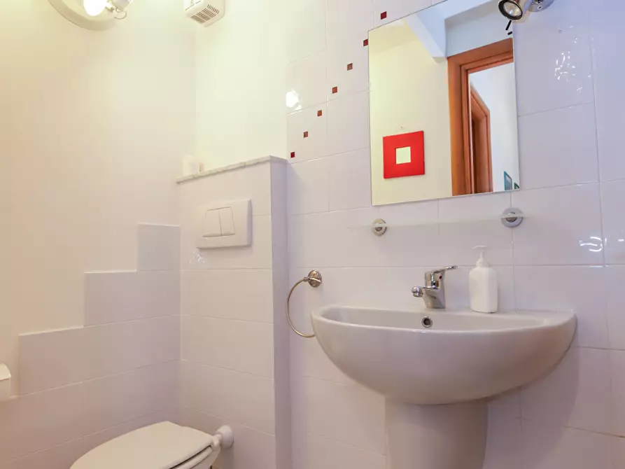 Immagine 26 di Trilocale in affitto  in Via Gino Capponi 8 a Genova