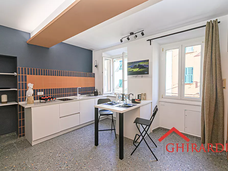 Immagine 1 di Bilocale in vendita  in Via Ramiro Ginocchio 10 a Genova