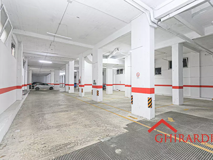 Immagine 19 di Garage in affitto  in VIA CHIARAVAGNA a Genova