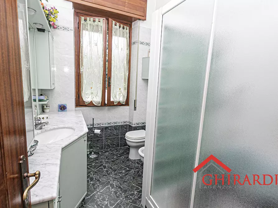 Immagine 25 di Quadrilocale in vendita  in Via Luigi Galvani 24 a Genova