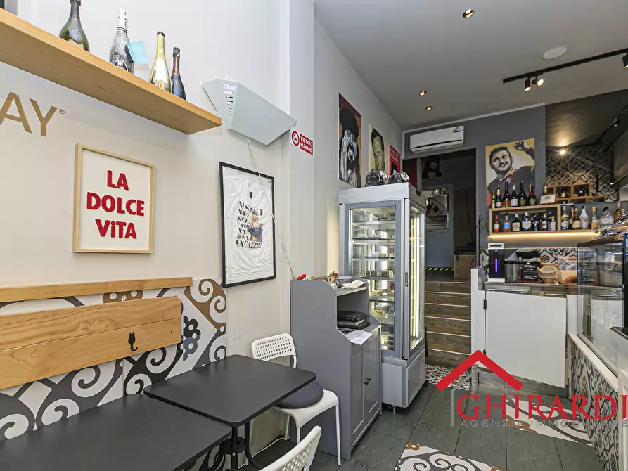 Immagine 2 di Attività commerciale in vendita  in Via Trento 52 a Genova