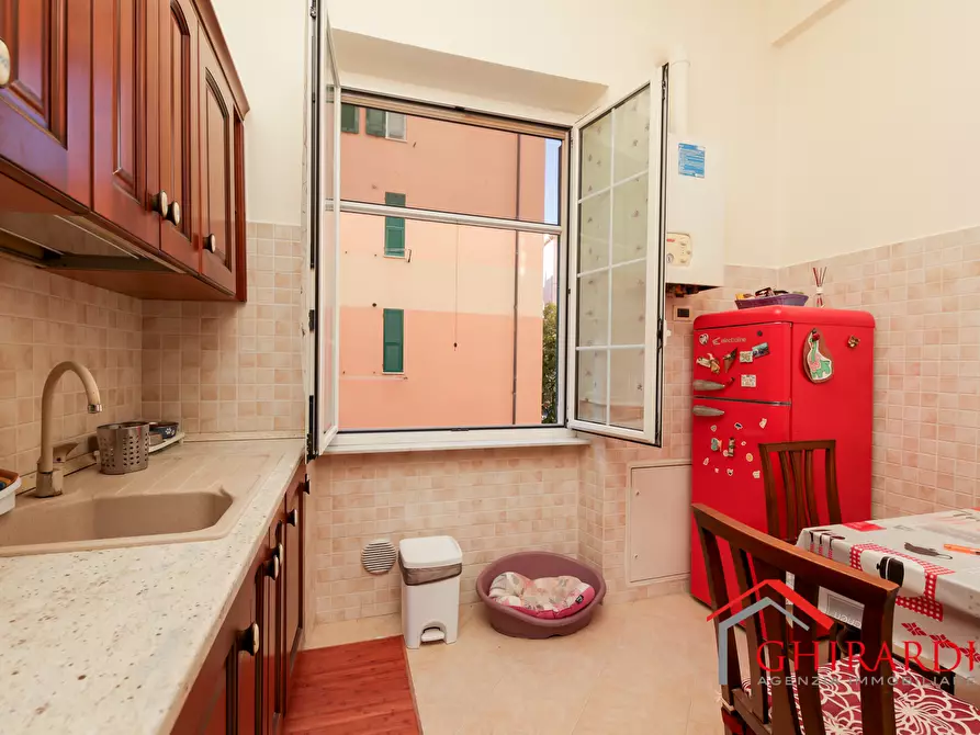 Immagine 7 di Bilocale in vendita  in VIA MOLFINO 6 a Genova