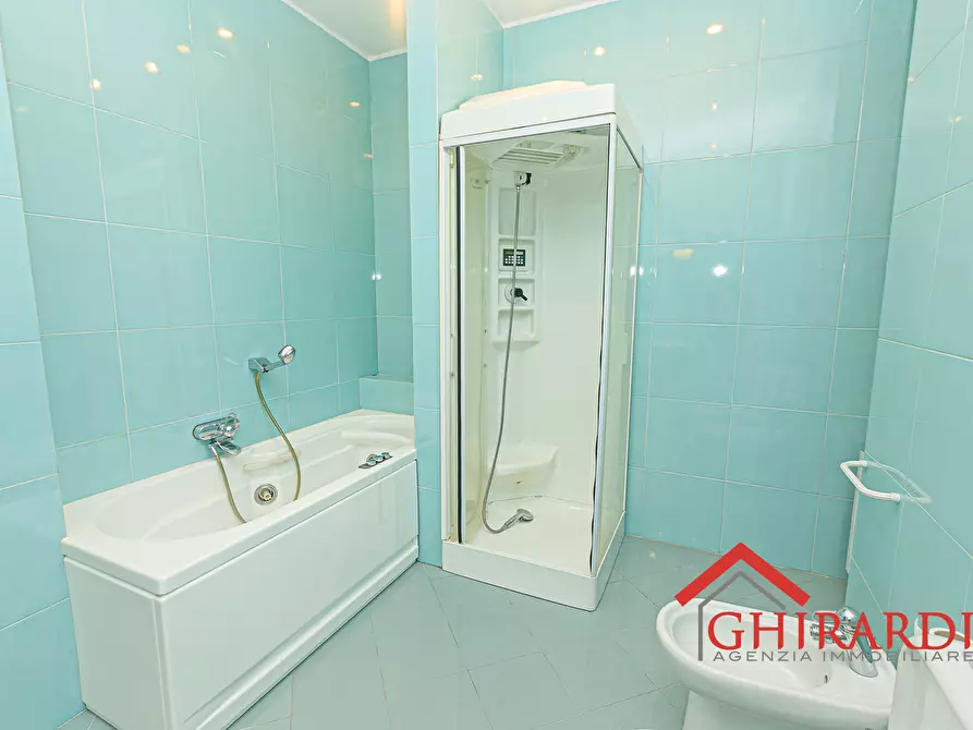 Immagine 21 di Trilocale in affitto  in VIA DON LUIGI PERRONE 23 a Genova