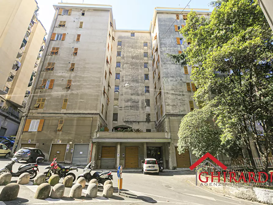 Immagine 30 di Bilocale in vendita  in Via Antonio Sant'Elia 21 a Genova