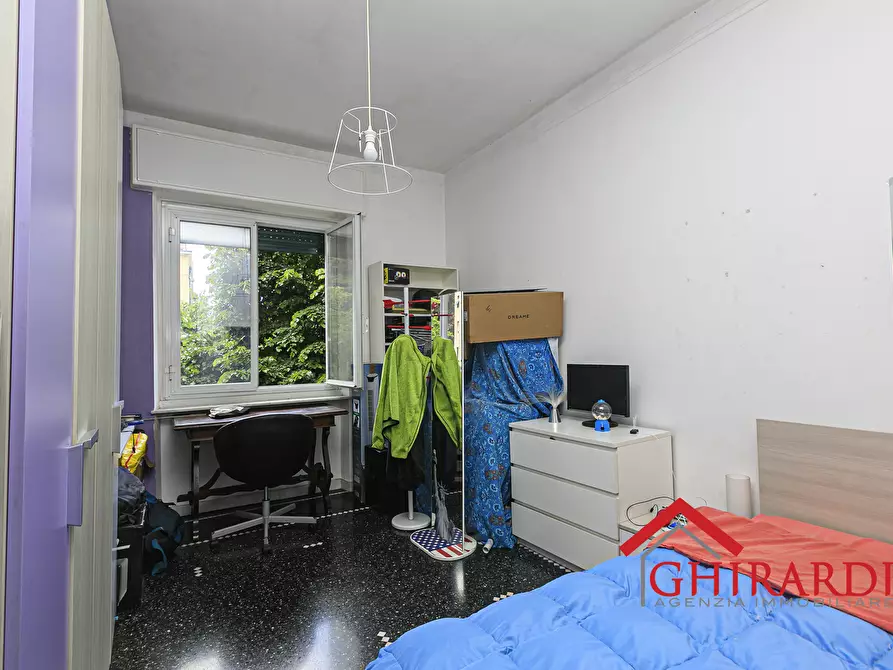 Immagine 16 di Quadrilocale in vendita  in Piazza Giovanni Tarello 9 a Genova