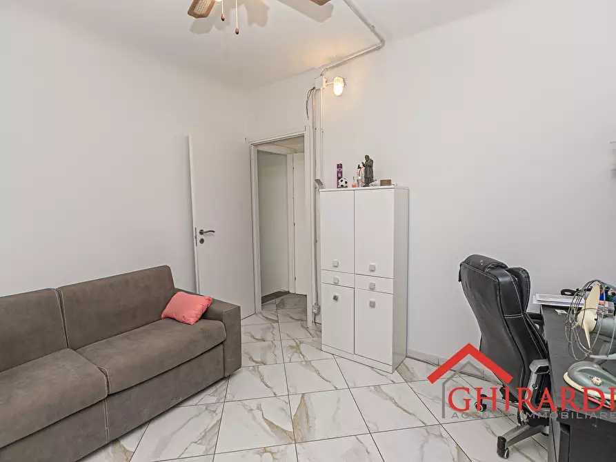 Immagine 19 di Magazzino in vendita  in VIA GAETANO DONIZETTI 73R a Genova