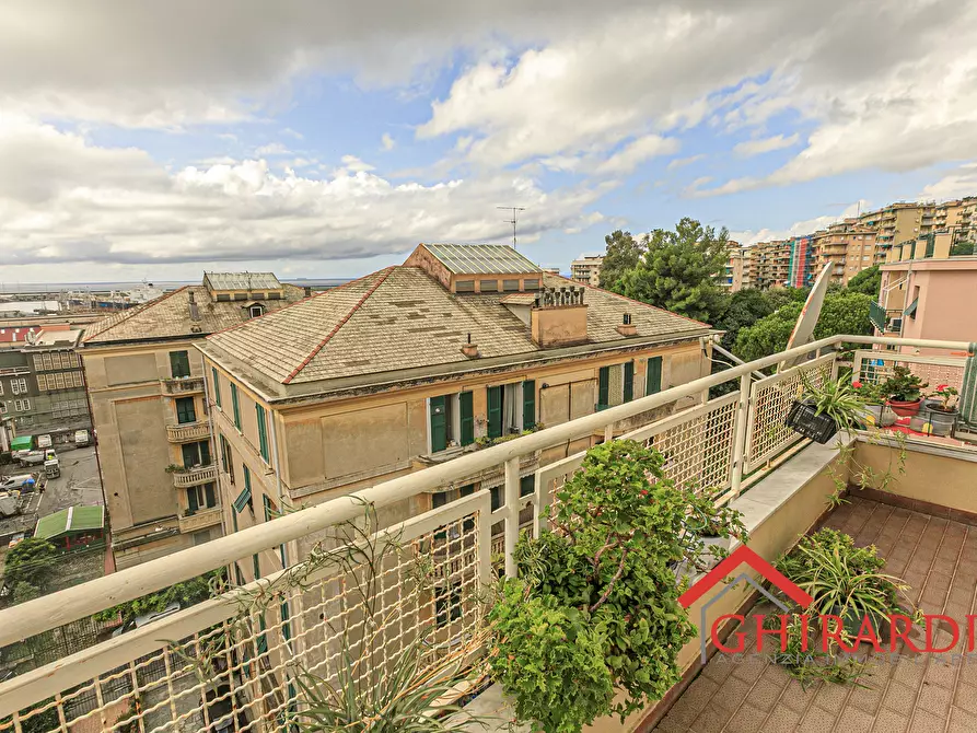 Immagine 29 di Trilocale in vendita  in VIA DELL'INSURREZIONE 12A a Genova