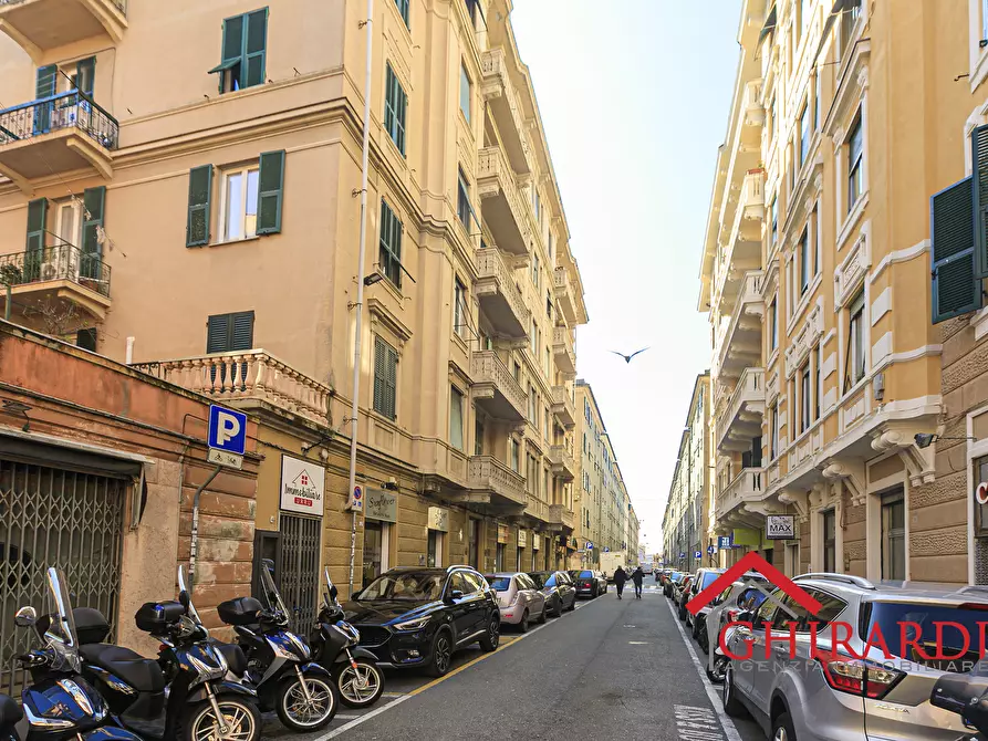Immagine 32 di Trilocale in vendita  in Via Caterina Rossi 2 a Genova