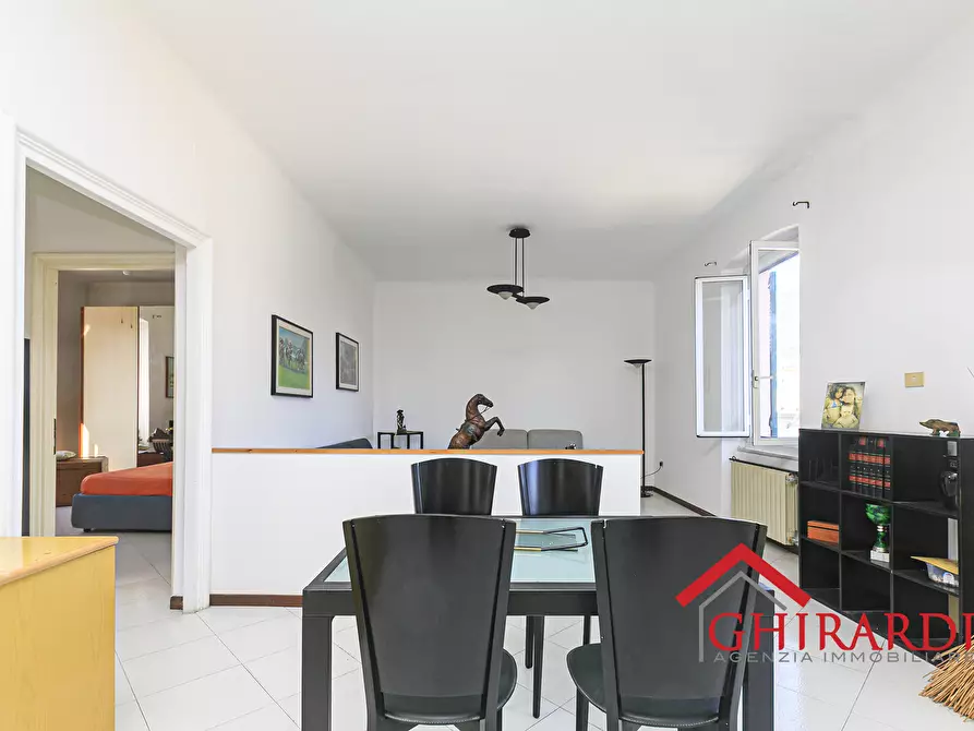 Immagine 5 di Trilocale in vendita  in Via Pier Domenico da Bissone 4 a Genova