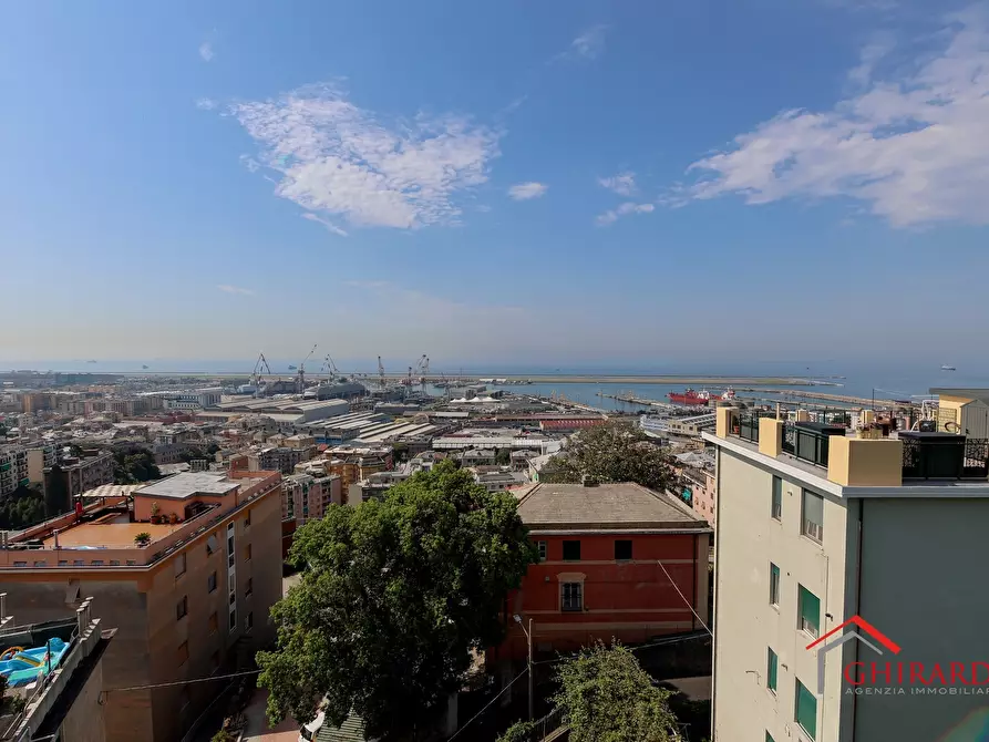 Immagine 35 di Trilocale in vendita  in Via Sant'Alberto 61A a Genova