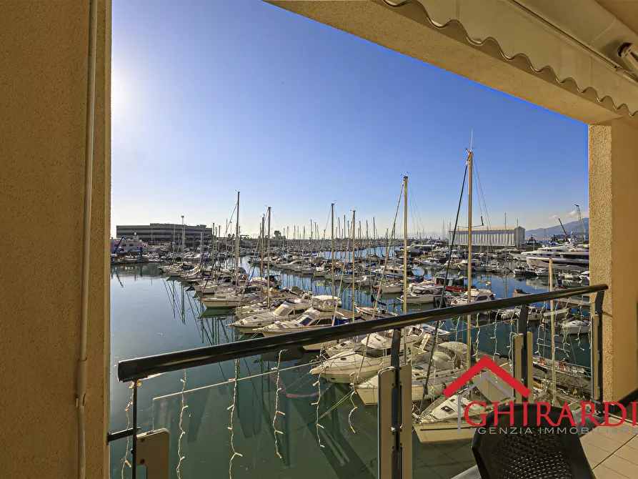 Immagine 35 di Trilocale in vendita  in VIA CIBRARIO SC B 33 a Genova