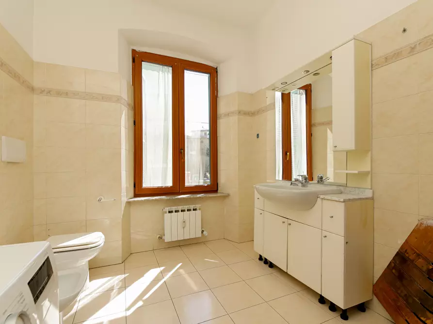 Immagine 19 di Trilocale in vendita  in VIA CHIARAVAGNA 5 a Genova